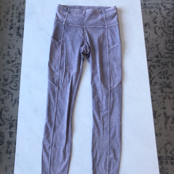 Fast and free II , size 4 , 25inch lululemon leggings, “ice dye” - Picture 6 of 15
